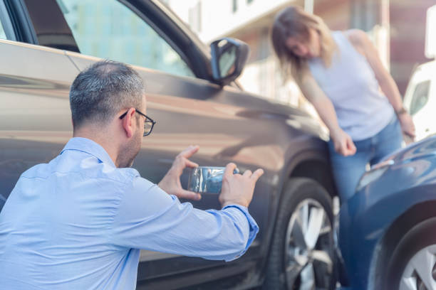 Professional Sr22 Insurance technician working in Douglas, MI